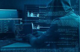 Hacker cibercrimen ciberacoso piratería digital