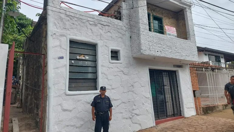 Inquilinato ubicado sobre la avenida Perú casi Santo Domingo, Asunción, donde supuestamente mataron a un niño por asfixia.