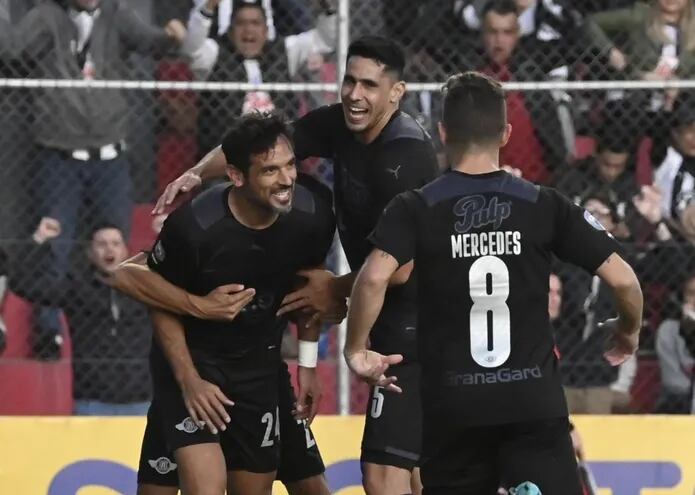 Libertad derrotó a Ameliano y está a seis puntos de Cerro Porteño en la clasificación