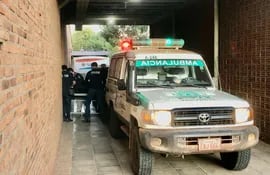 En el Hospital Regional de Concepción se lleva a cabo la autopsia de los cuerpos de los tres agentes policiales asesinados ayer, domingo, en un presunto enfrentamiento con marihuaneros.