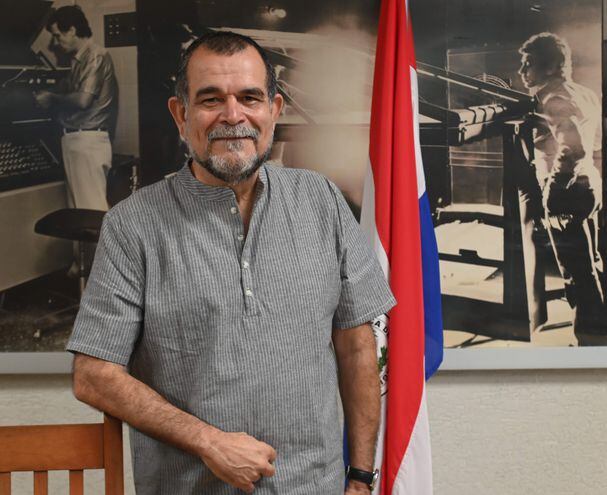 En su visita a Paraguay, el artista plástico Hernán Miranda conversó con ABC acerca de sus proyectos, su muestra "Tácito" en San Bernardino y sus impresiones acerca de la escena local.