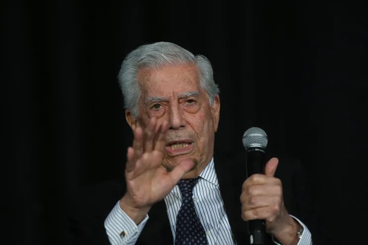 Mario Vargas Llosa , premio Nobel de Literatura, firme defensor de la libertad.