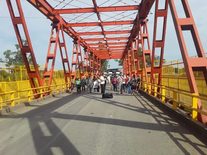 Puente Internacional San Ignacio de Loyola, que une Argentina con Paraguay.