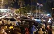 Centenas de esteños salieron esta tarde a las calles para rechazar el retroceso de la cuarentena casi total en Alto Paraná.