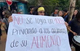 Manifestación del colegio Míguela Rodríguez