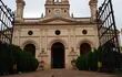 La Iglesia de Itauguá, abrió nuevamente sus puertas después de varios años con el cambio de párroco. Su arquitectura es inigualable.