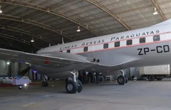 Aeronave Convair CV-240 de la extinta compañía Líneas Aéreas Paraguayas (LAP), que fue restaurada en homenaje al fiscal contra el crimen organizado Marcelo Pecci. Hay un proyecto para  eventualmente permitir "resucitar" la aerolínea nacional.