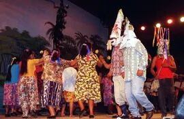 la-fiesta-del-carnaval-chiriguano-de-la-comunidad-santa-teresita-chaco-paraguayo-es-el-contenido-del-filme--195603000000-1105058.jpg