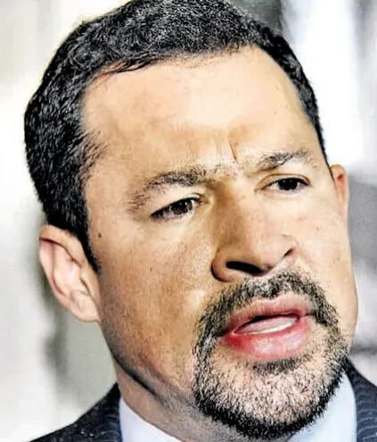 El acusado diputado Ulises Quintana (ANR, Añetete) negó conocer a “Cucho”  y luego tuvo que admitir que recibió aporte electoral.