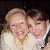 Thalía recordó con mucho amor y nostalgia a su madre Yolanda Miranda.