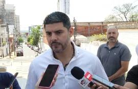 Óscar "Nenecho" Rodríguez se desmarcó del pedido de comisionamiento de Gustavo Arias a la Junta Municipal.