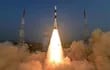 La Organización de Investigación Espacial de la India (ISRO) lanzó este sábado su cohete más “travieso”, apodado así por su alta tasa de fracaso, como parte de una misión que ayudará a mejorar las observaciones meteorológicas desde el espacio.