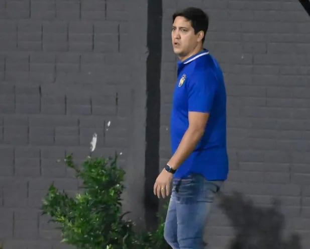 El entrenador de Trinidense, José Arrúa, ahora apunta a quedarse con el segundo lugar del Apertura.