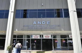 Sede central de la ANDE.