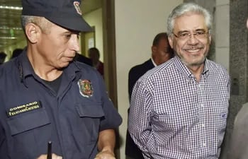 Froilán Peralta, ex rector de la UNA acusado de lesión de confianza e inducción a un subordinado a cometer hecho punible.