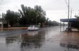 lluvia-sobre-la-avenida-mariscal-francisco-solano-lopez-en-el-barrio-san-antonio-de-ayolas-misiones--204817000000-551440.jpg