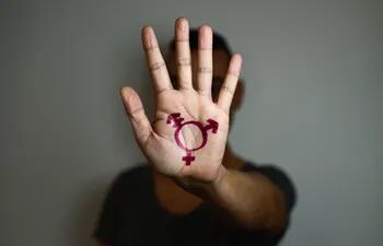 Polémica en Perú por decreto que incluye transexualidad y disforia de género como enfermedades mentales