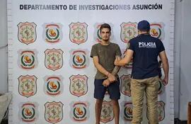 Diego Andrés Miranda, alias "Polaco", detenido ayer como presunto miembro de una banda que perpetró una decena de asaltos en locales de Biggie en Asunción y Central.