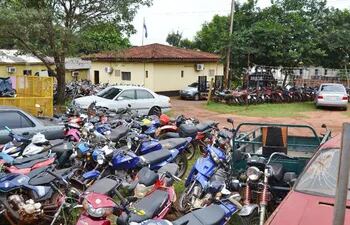 mas-de-tres-decenas-de-motos-fueron-incautadas-en-diversos-municipios-de-alto-parana-varias-de-las-motocicletas-estaban-preparadas-para-las-alocadas-205634000000-1320350.jpg