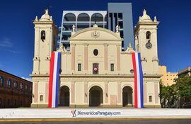 Así se verá la Catedral Metropolitana de Asunción cuando termine la construcción que la Universidad Católica está edificando detrás, según el proyecto difundido.