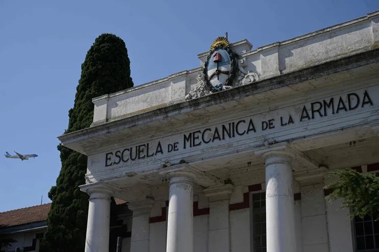 El comité de patrimonio de la Unesco declaró hoy Patrimonio Mundial el museo y sitio de memoria de la antigua Escuela de Mecánica de la Armada (ESMA) de Buenos Aires, donde funcionó el mayor centro clandestino de detención durante la última dictadura argentina (1976-1983)
