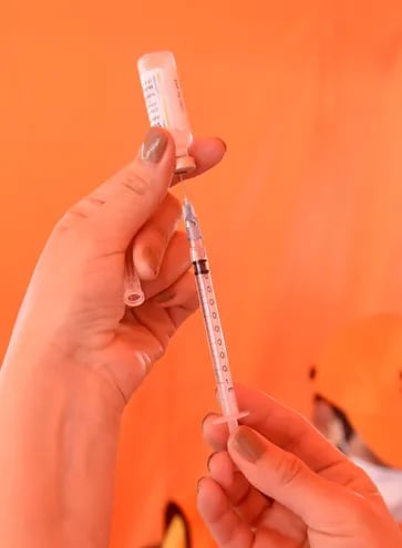 En total, 625.309 personas inscriptas en www.vacunate.gov.py siguen aguardando la primera dosis contra el covid-19.