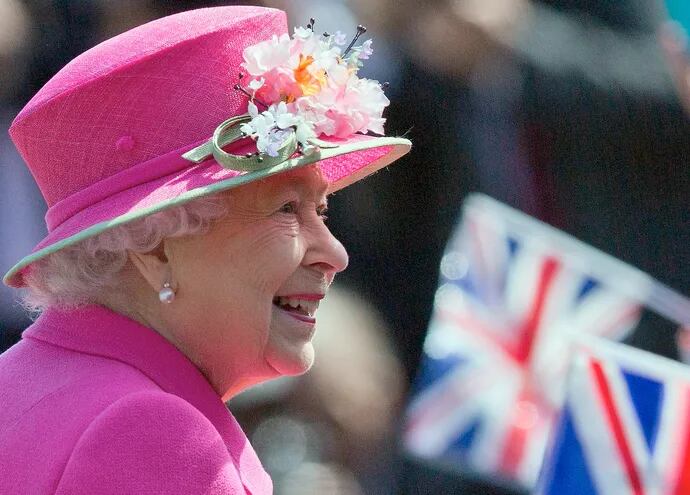 En la fecha, la reina Isabel II emitirá un mensaje televisivo y hablará sobre la crisis generada por el coronavirus.