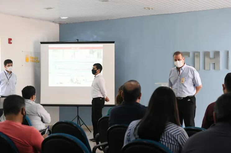La reunión informativa se llevó a cabo en la Itaipú Binacional, Hernandarias.