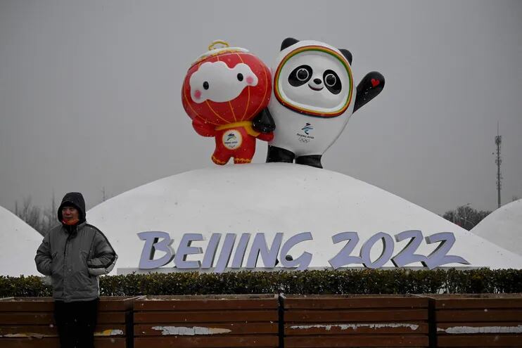 A dos semanas de los Juegos de 2022, cae nieve en Pekín. AFP