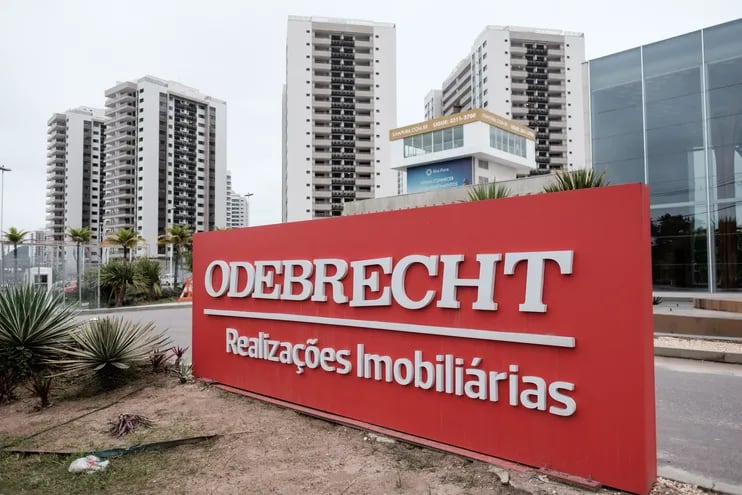La trama Odebrecht involucra a dos expresidentes, varios exministros y otras personalidades imputadas por sobornos en Panamá de la constructora brasileña.