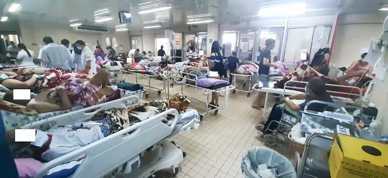 En salas para 40 personas, el número de hospitalizados llega hasta a 80, según el reporte del Hospital Nacional.