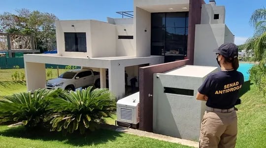 La lujosa casa de Erico Galeano, en Altos, que fue objeto de una operación financiera con un secretario de Miguel Insfrán, alias Tío Rico.