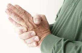 Solicitan se  apruebe ley para tratar la artritis.