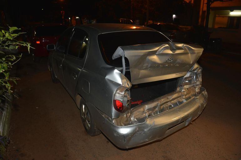 Accidentes en la madrugada del sábado Galerías de imágenes ABC Color
