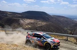 Gran trabajo de Diego Domínguez Bejarano y Rogelio Peñate con el Ford Fiesta Rally3.