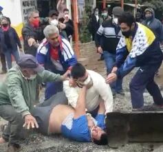 Pelea de vecinos impide realización de trabajos a obreros de la Municipalidad de Asunción, en el barrio Tablada.