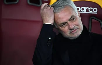 José Mourinho ya no es más el entrenador de Roma.