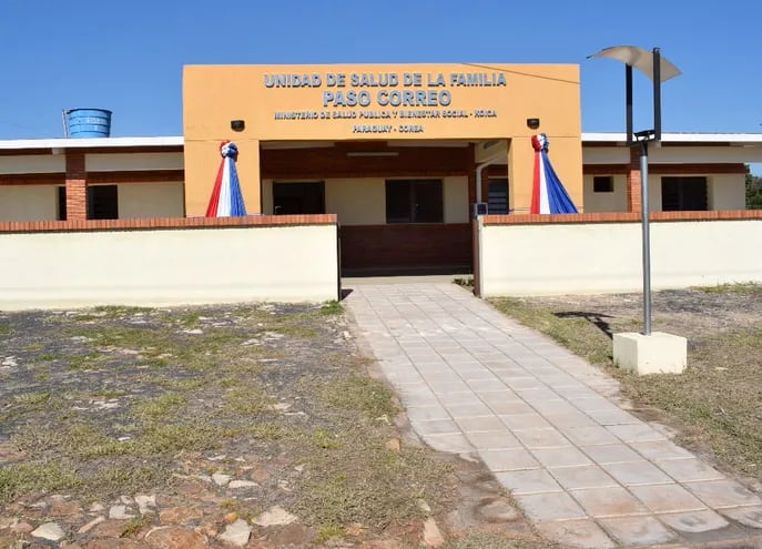 El presidente Mario Abdo Benítez asistió ayer a la inauguración de tres unidades de salud familiar, en la ciudad de Limpio.