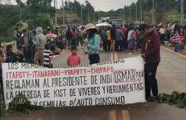 Indígenas cierran ruta en Villa Ygatimí, Canindeyú, reclamando el cumplimiento de promesas al INDI.