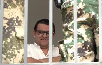 José Alberto Insfrán, relajado y custodiado por militares de Senad, esperaba para declarar.