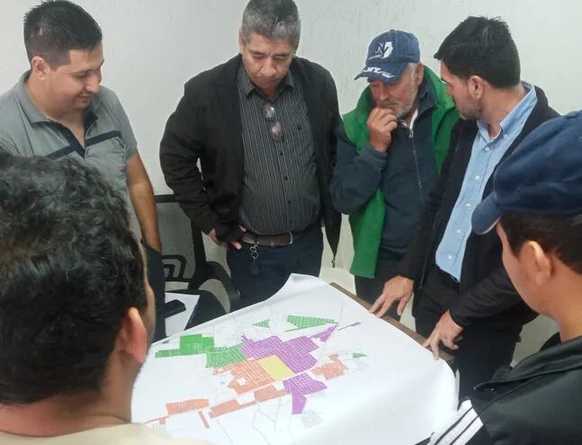 Planificación de trabajos entre recolectores de basuras locales y la empresa Agrícola Alto Paraná S.A.