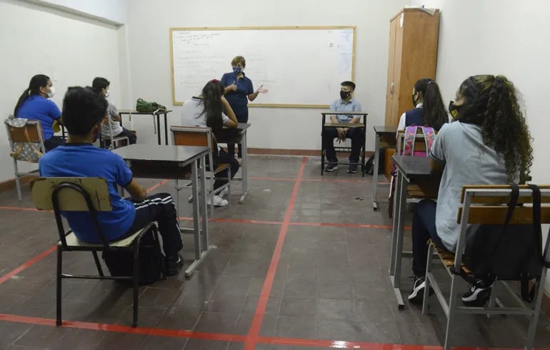 En el colegio nacional Vicepresidente Sánchez comenzaron las clases de modo presencial los alumnos del séptimo al noveno grado.