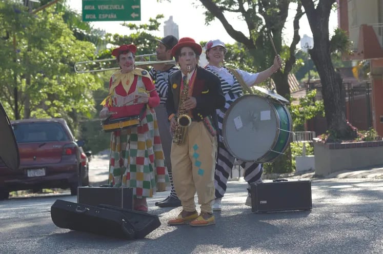 Integrantes de Bochin Teatro Clown, quienes subirán a escena en estos dos días en Sala La Correa.