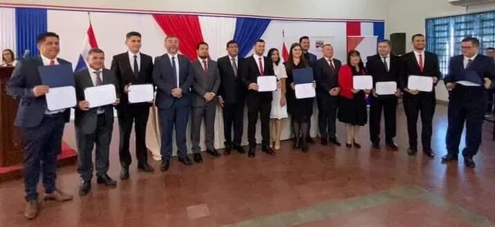 Los nuevos integrantes de la Junta Departamental fueron proclamados en la fecha por el Tribunal Electoral de la Circunscripción Judicial de Ñeembucú.