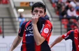 Jorge Espinoza, Cerro Porteño, Liga Premium de Futsal FIFA.