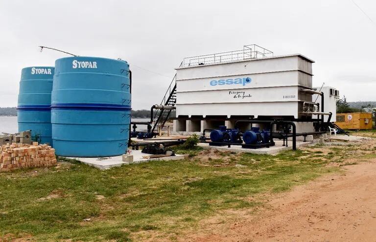 La planta de tratamiento móvil de la Essap sigue sin funcionar, pese a que se presentó como una solución rápida a la falta de agua potable en San Bernardino.
