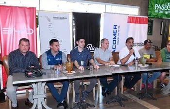 Representantes de las empresas que apoyan la segunda edición de Paseo en Bici dieron detalles de la convocatoria.