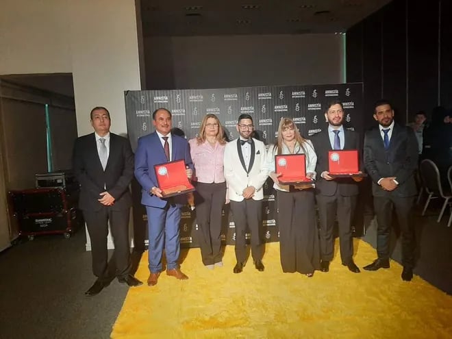 Gubernamental Amnistía Internacional Paraguay distinguió al Hospital Nacional de Itauguá con el premio Peter Benenson 2021.