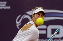 La tenista compatriota Lara Escauriza tuvo ayer un gran debut en el torneo de 15.000 dólares de Túnez.