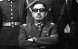 El dictador chileno Augusto Pinochet con su característica alegría de vivir